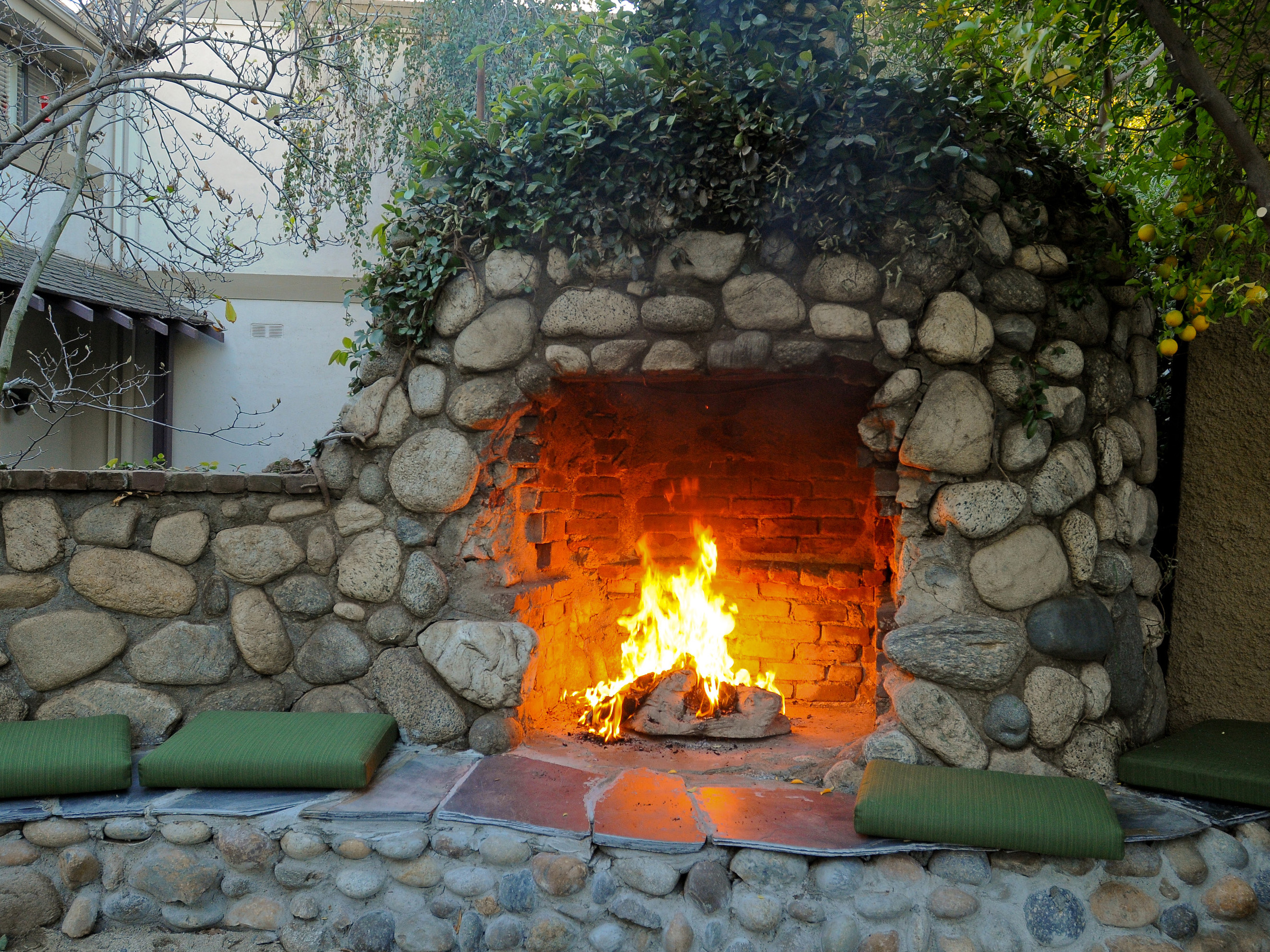 Backyard Chimney Fire Pit : Outdoor Fireplaces, Firepits, and Kitchens ...