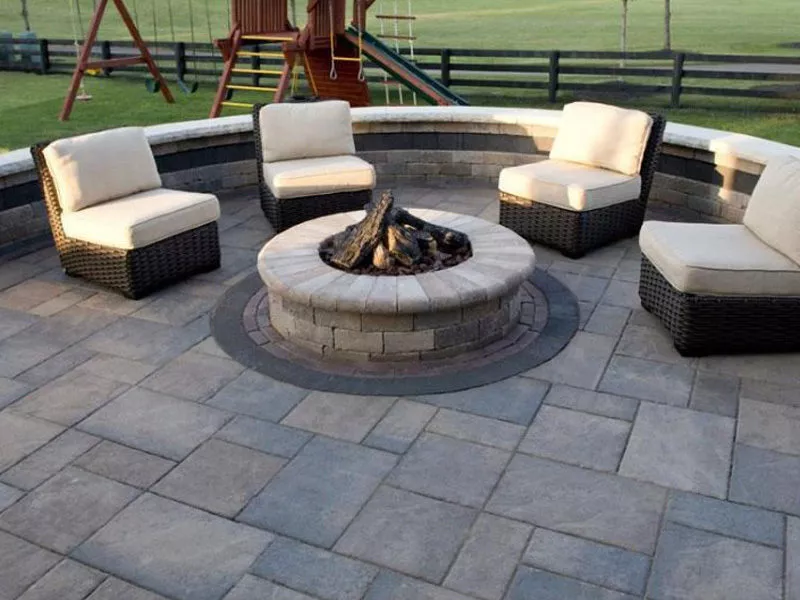 Flagstone pavers for homeowners